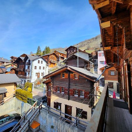 Appartement "Le Ver Luisant" A Saint-Martin, Val D'Herens, Valais Exterior photo