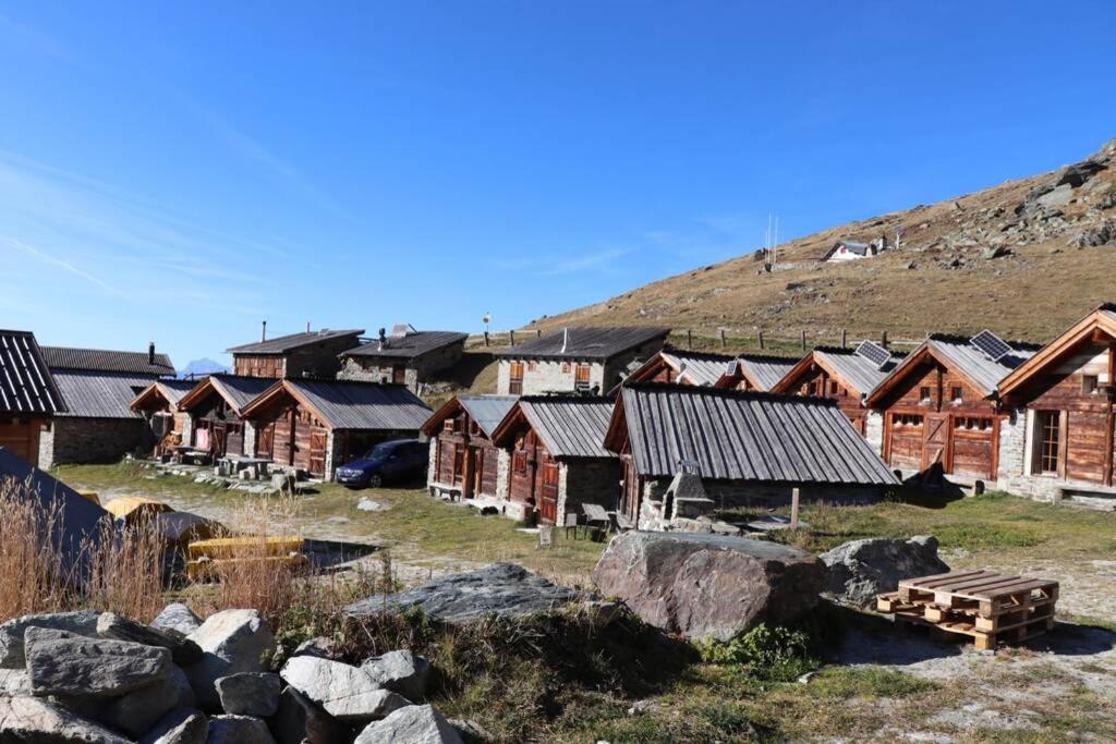 Appartement "Le Ver Luisant" A Saint-Martin, Val D'Herens, Valais Exterior photo