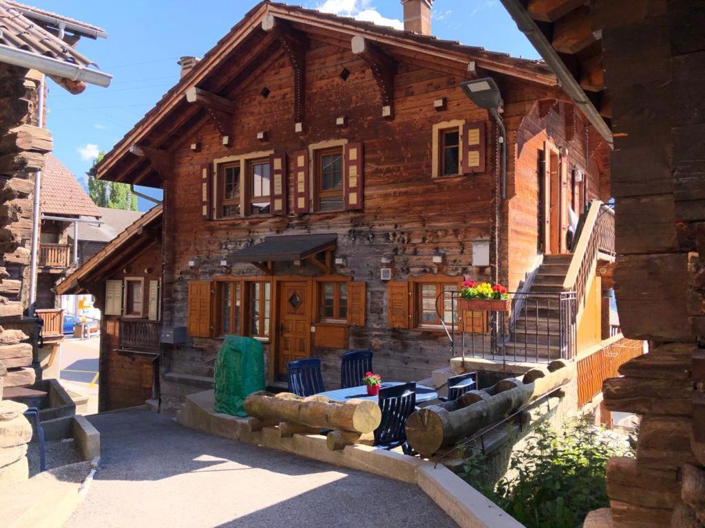Appartement "Le Ver Luisant" A Saint-Martin, Val D'Herens, Valais Exterior photo